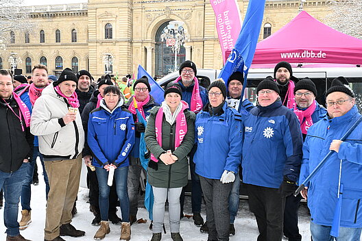 Beschäftigte aus Sachsen-Anhalt demonstrierten in Magdeburg