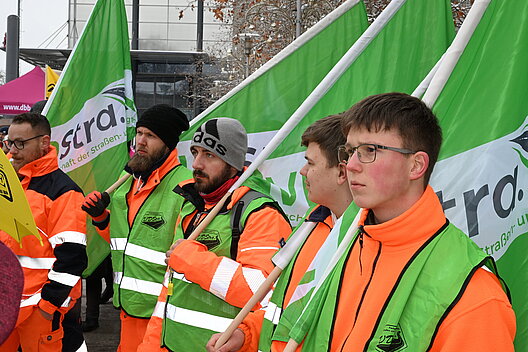 trotz witterungsbedingter Mehrarbeit auch große Unterstützung aus dem VDStra 