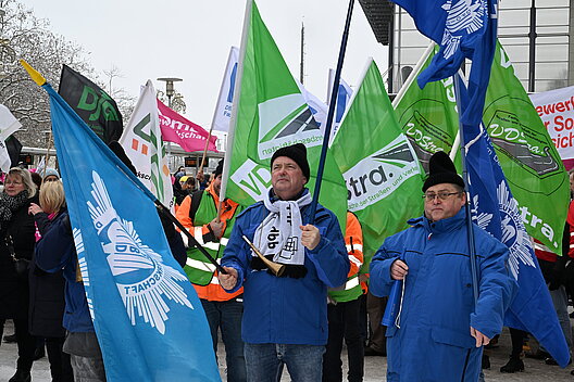 Beschäftigte aus Sachsen-Anhalt demonstrierten in Magdeburg