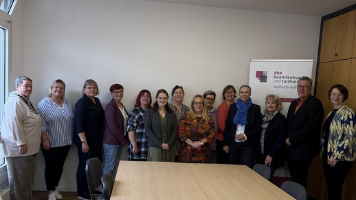 Teilnehmerinnen der Hauptversammlung der dbb frauenvertretung sachsen-anhalt